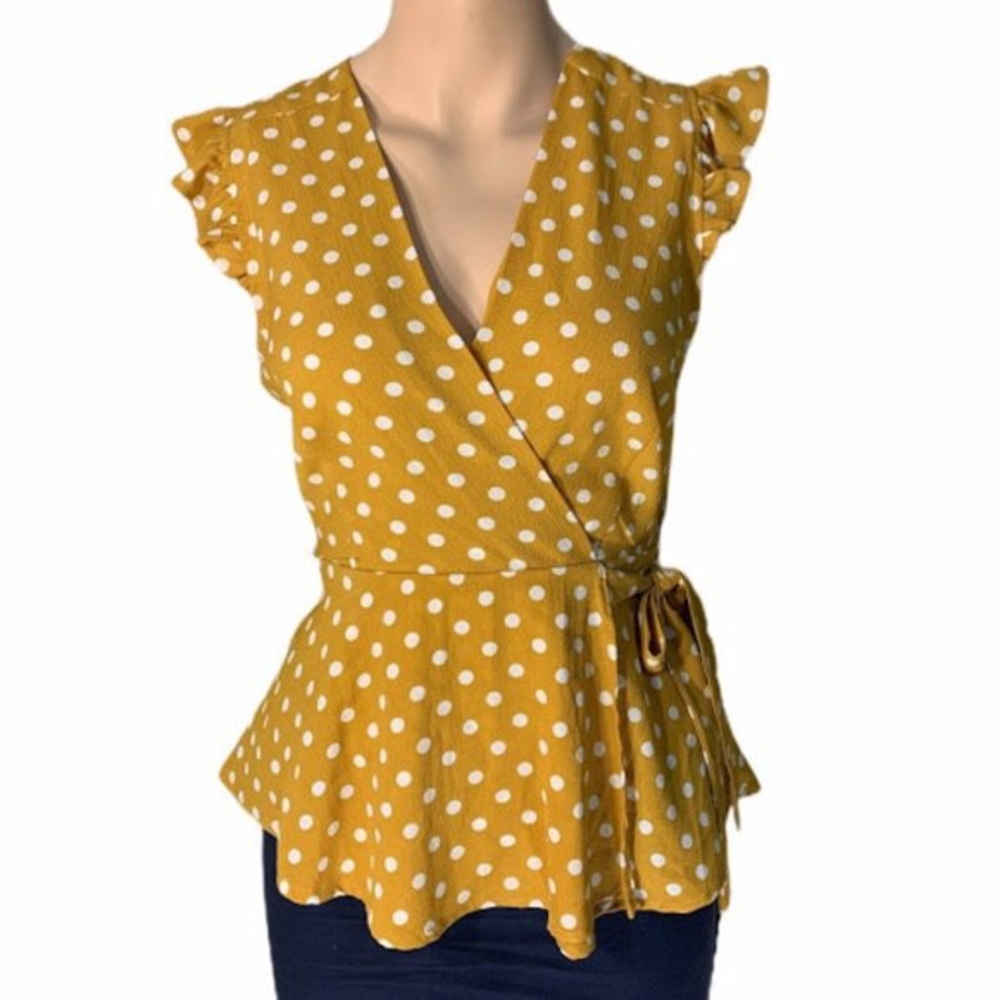 Monteau Yellow Polka Dot ruffle top